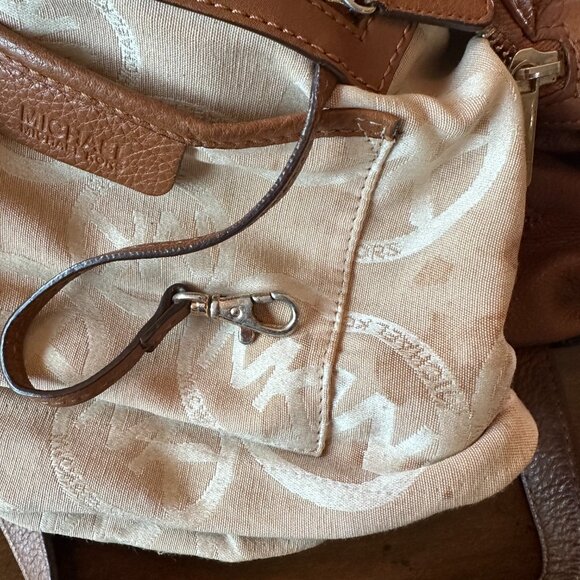 Michael Kors Brown Pebbled Leather Two Way Shoulder Crossbody Slouchy Bag, Fair - Picture 15 of 15